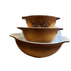 vintage 1970s Pyrex OLD ORCHARD  Cinderella mixing bowls - 3